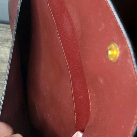 Cartier Signature (Unisex) Red Color Vintage Bordeaux Leather Clutch Bag (GUC) - Picture 7 of 9